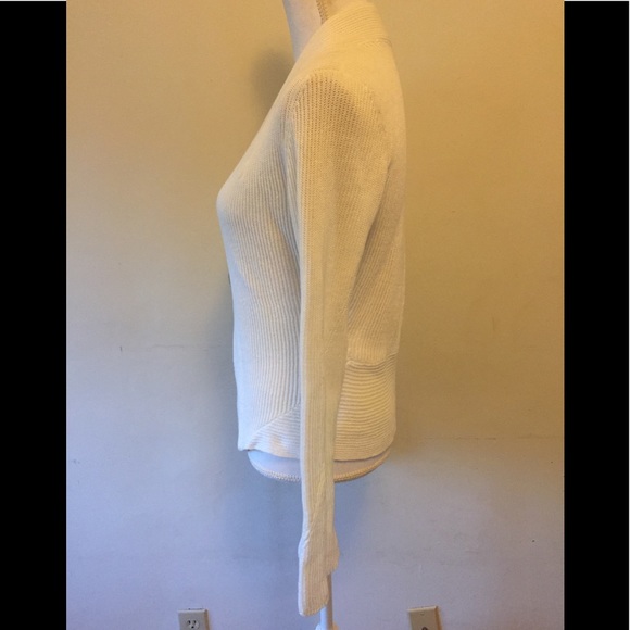 SOLD Brunello Cucinelli white ribbed sweater - Picture 4 of 8